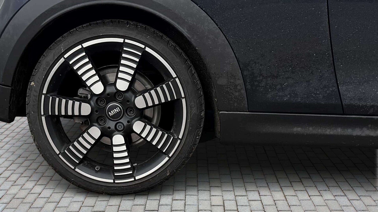 Used MINI Convertible 2024 for sale - 77859632: Photo 7