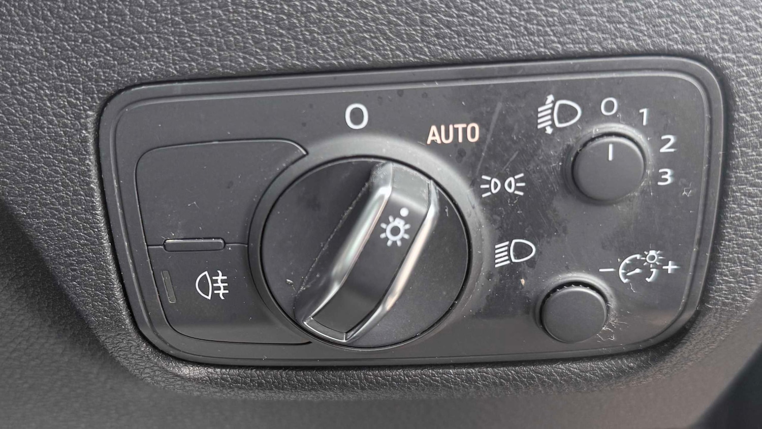 Used Audi Q2 2020 for sale - 78188081: Photo 16