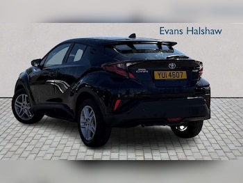 Used Toyota C-HR 2022 for sale - 78960961: Photo
