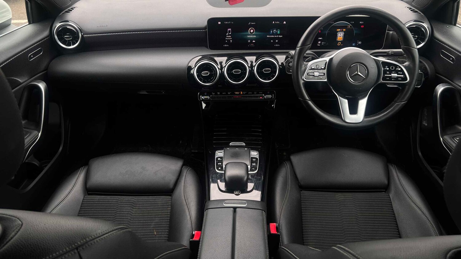 Used Mercedes-Benz A-Class 2018 for sale - 77928422: Photo 17