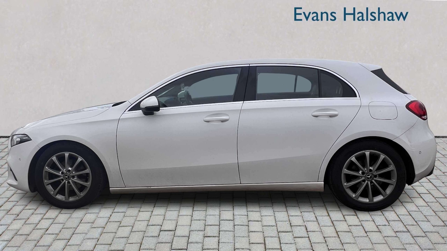 Used Mercedes-Benz A-Class 2018 for sale - 77928422: Photo 3