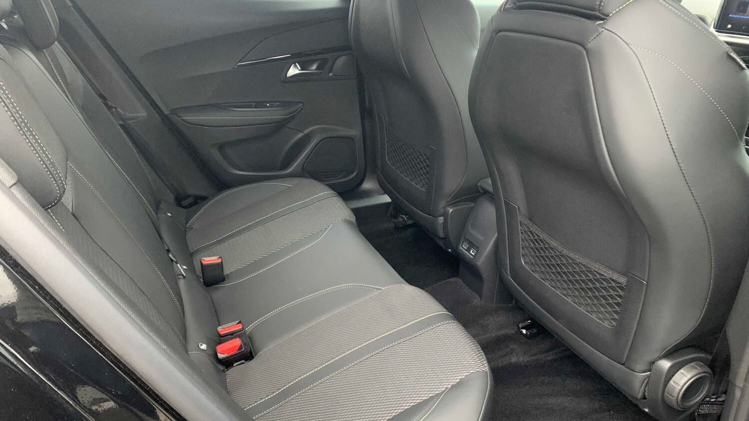 Used Peugeot 2008 for sale - 77861587: Photo 11