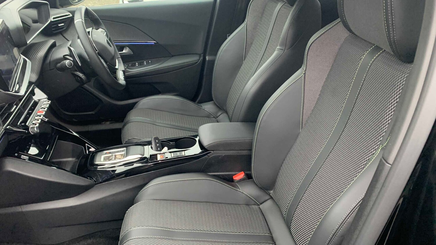 Used Peugeot 2008 for sale - 77861587: Photo 19