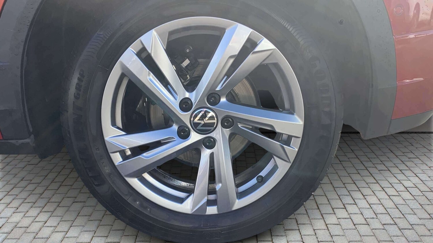 Used Volkswagen T-Roc 2023 for sale - 77928720: Photo 7