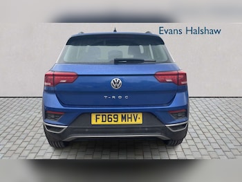 Used Volkswagen T-Roc 2020 for sale - 78550656: Photo