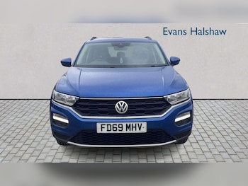 Used Volkswagen T-Roc 2020 for sale - 78550656: Photo