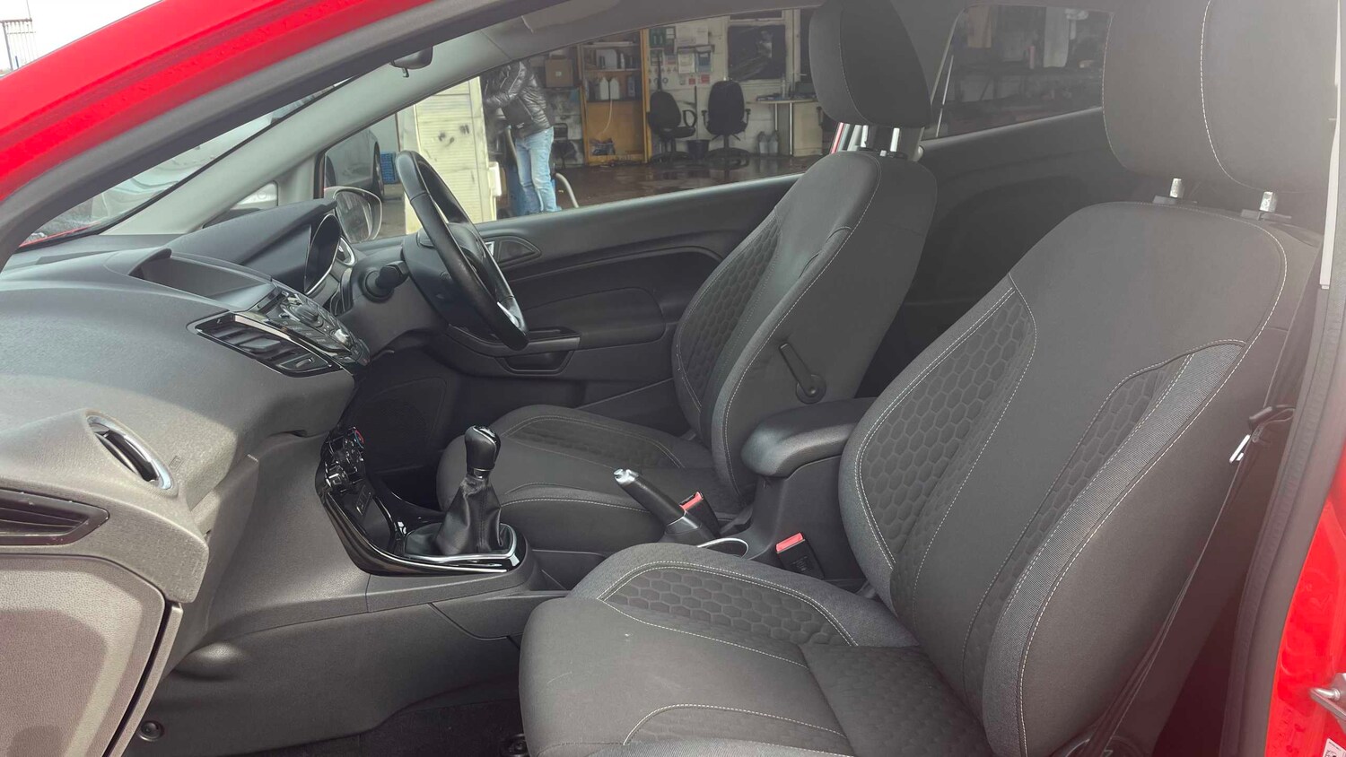 Used Ford Fiesta 2013 for sale - 77859563: Photo 17