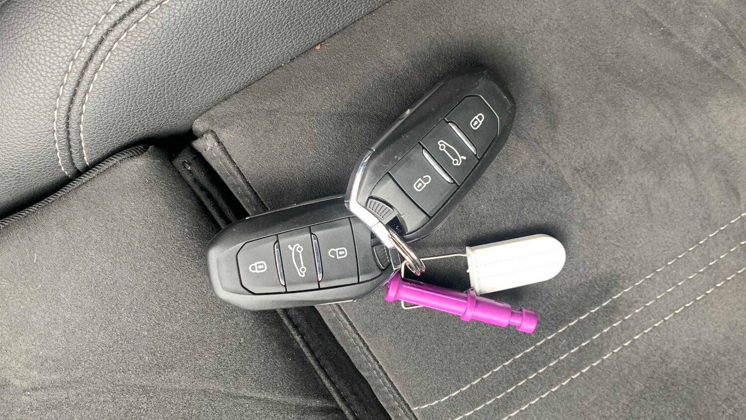 Used Vauxhall Crossland 2022 for sale - 77857410: Photo 17