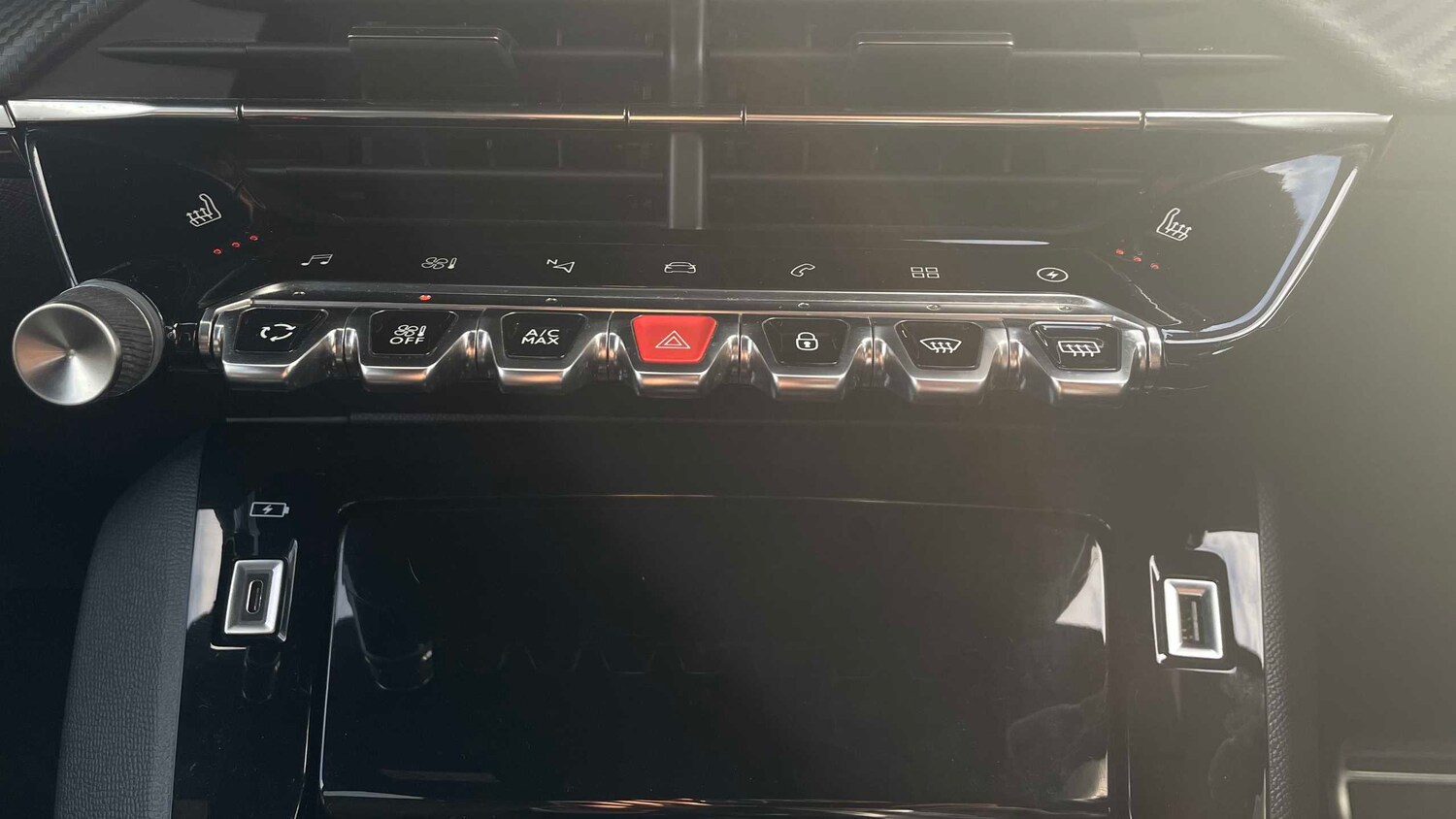 Used Peugeot 2008 for sale - 77861793: Photo 16