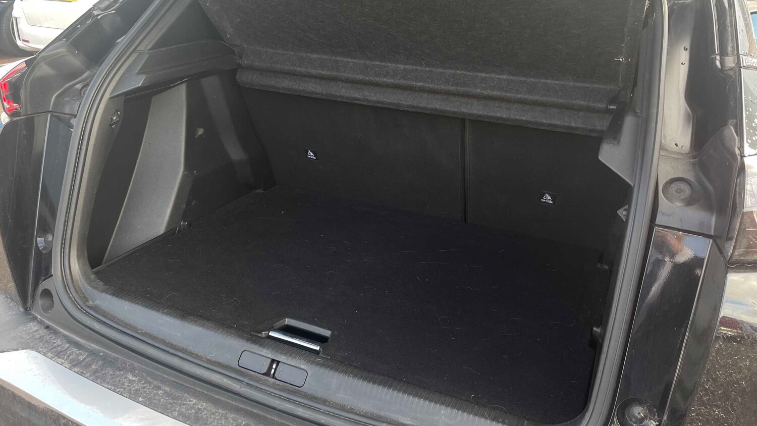 Used Peugeot 2008 for sale - 77861793: Photo 19