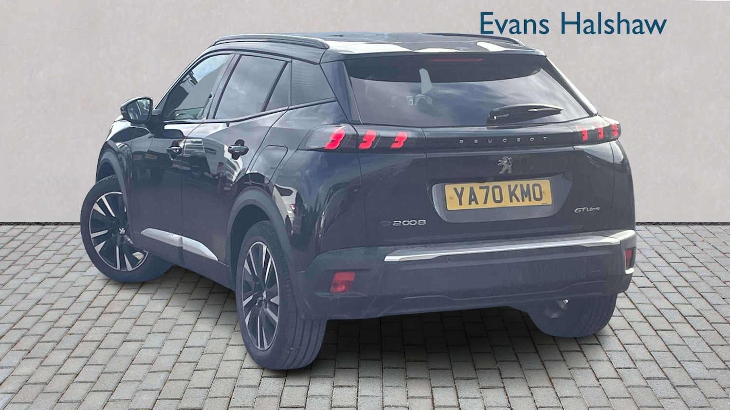 Used Peugeot 2008 for sale - 77861793: Photo 2