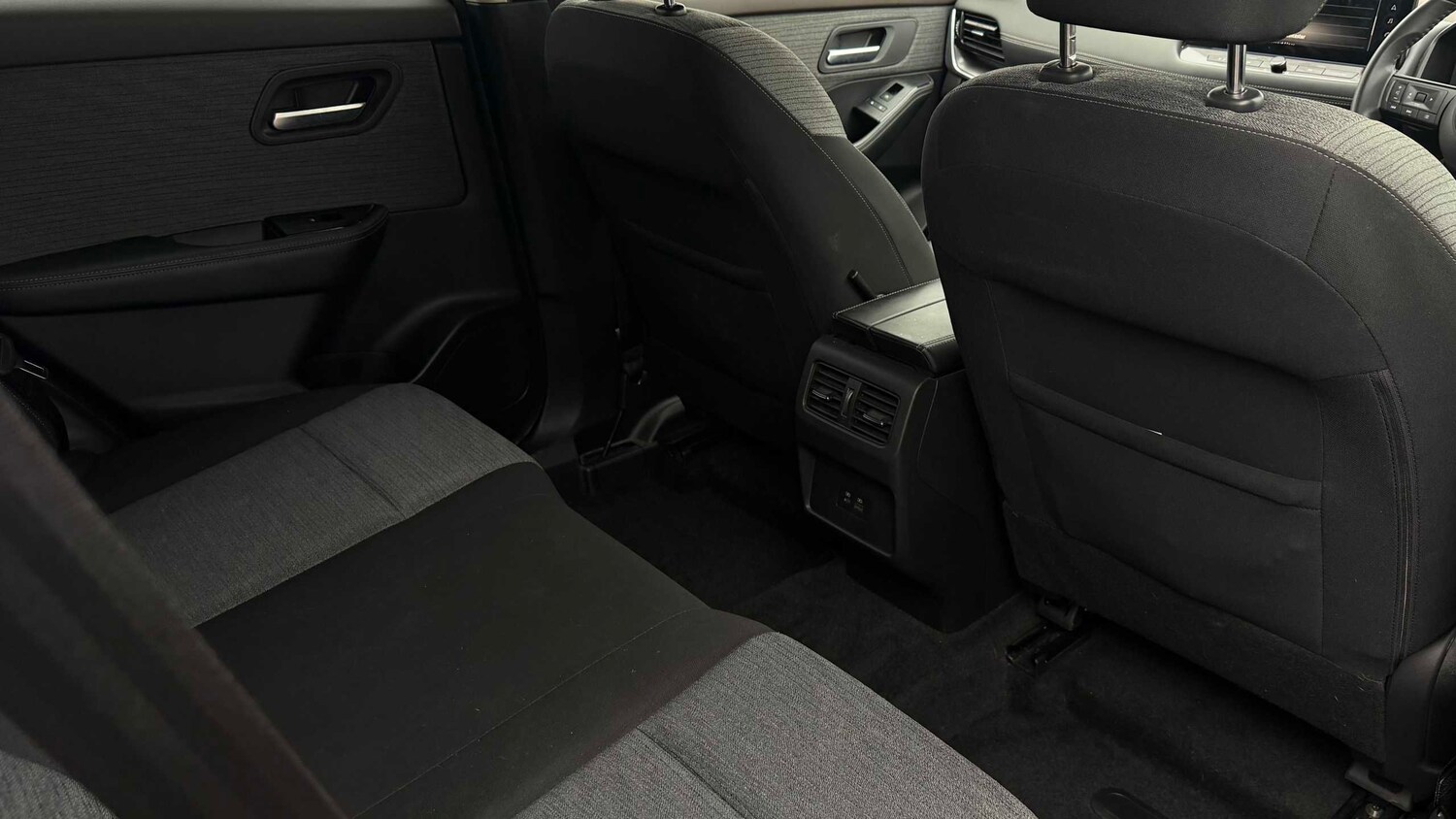 Used Nissan X-Trail for sale - 78129732: Photo 17