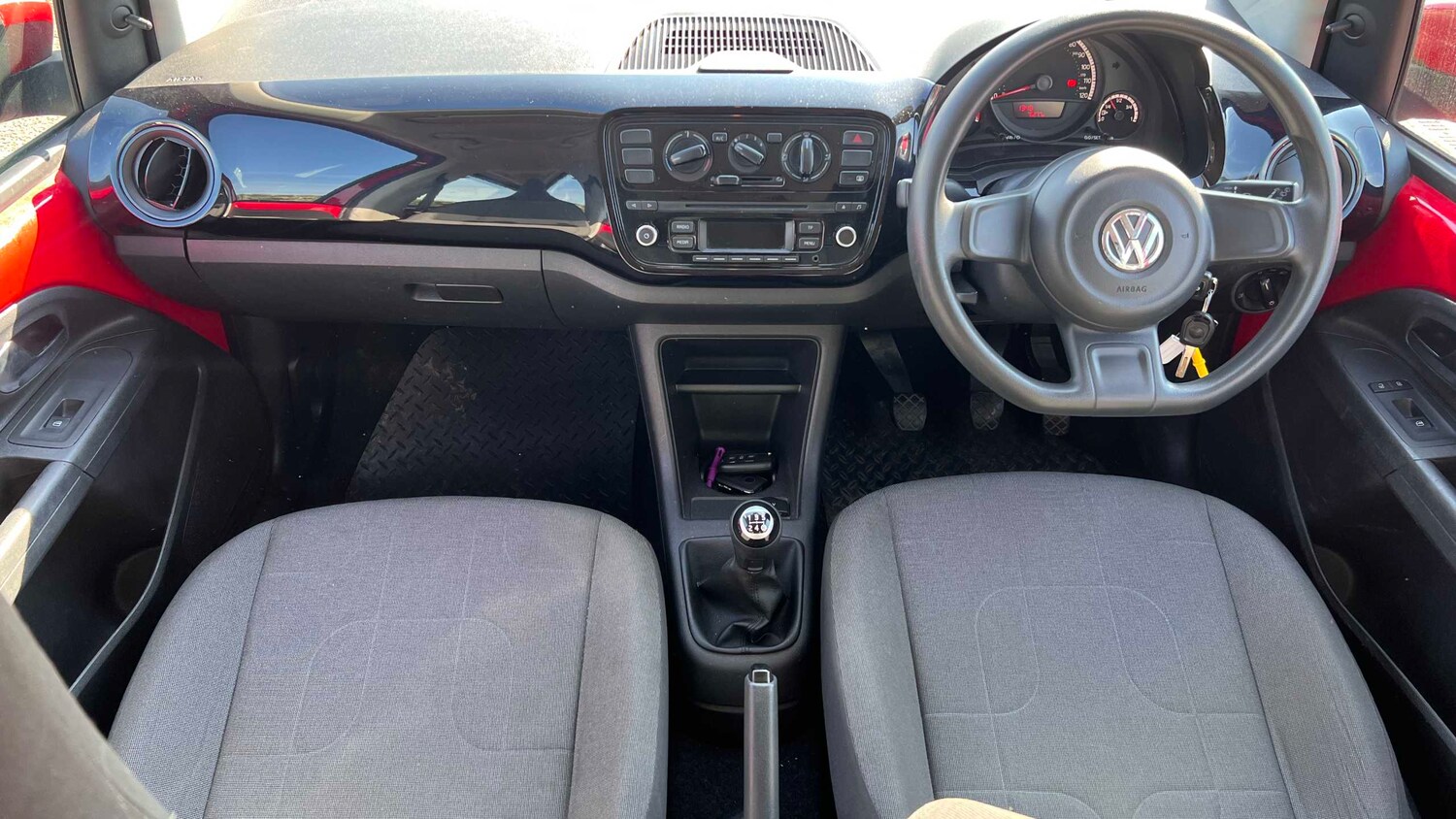 Used Volkswagen up! 2014 for sale - 77972816: Photo 12