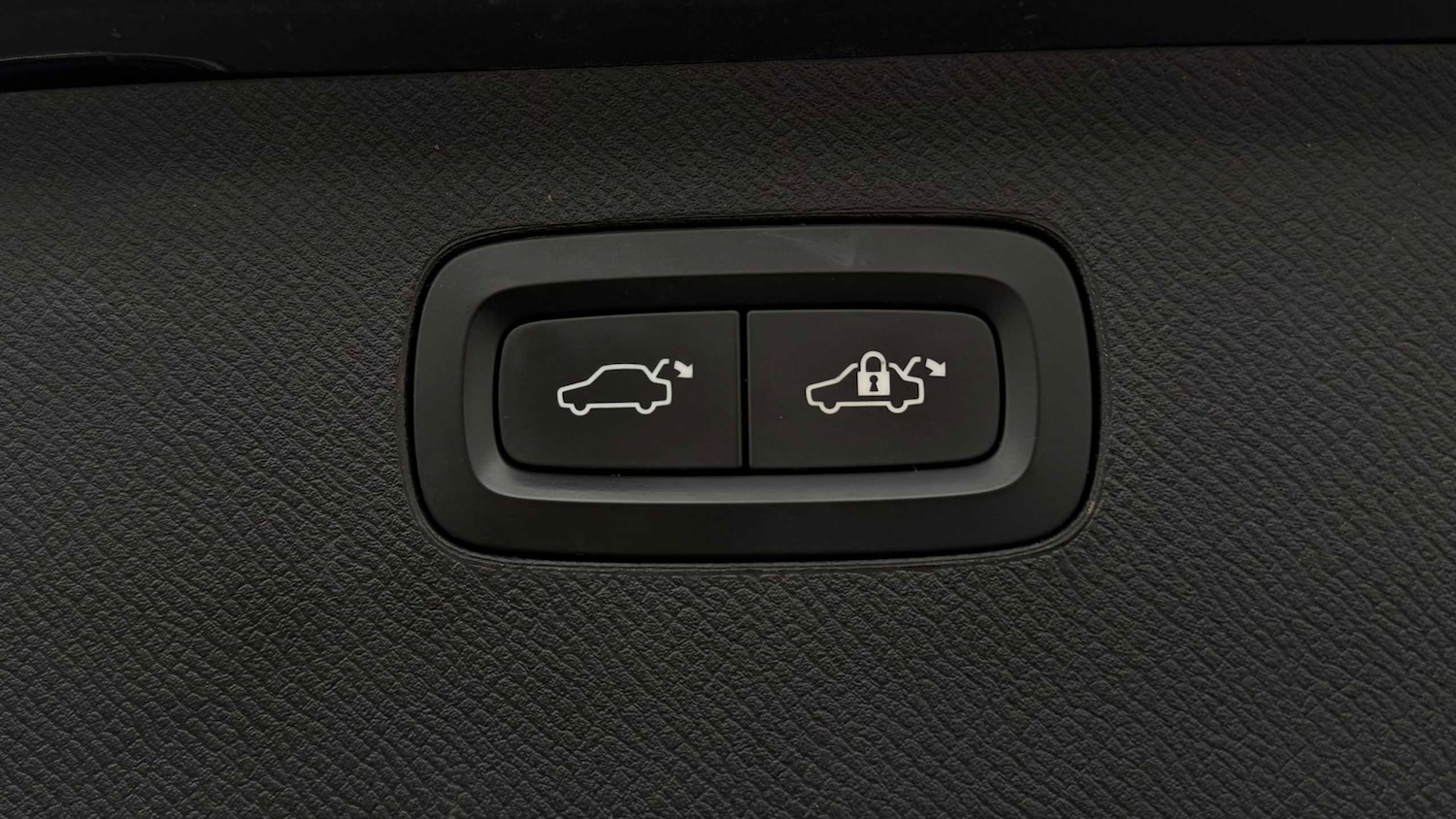 Used Volvo XC90 2018 for sale - 77886274: Photo 25