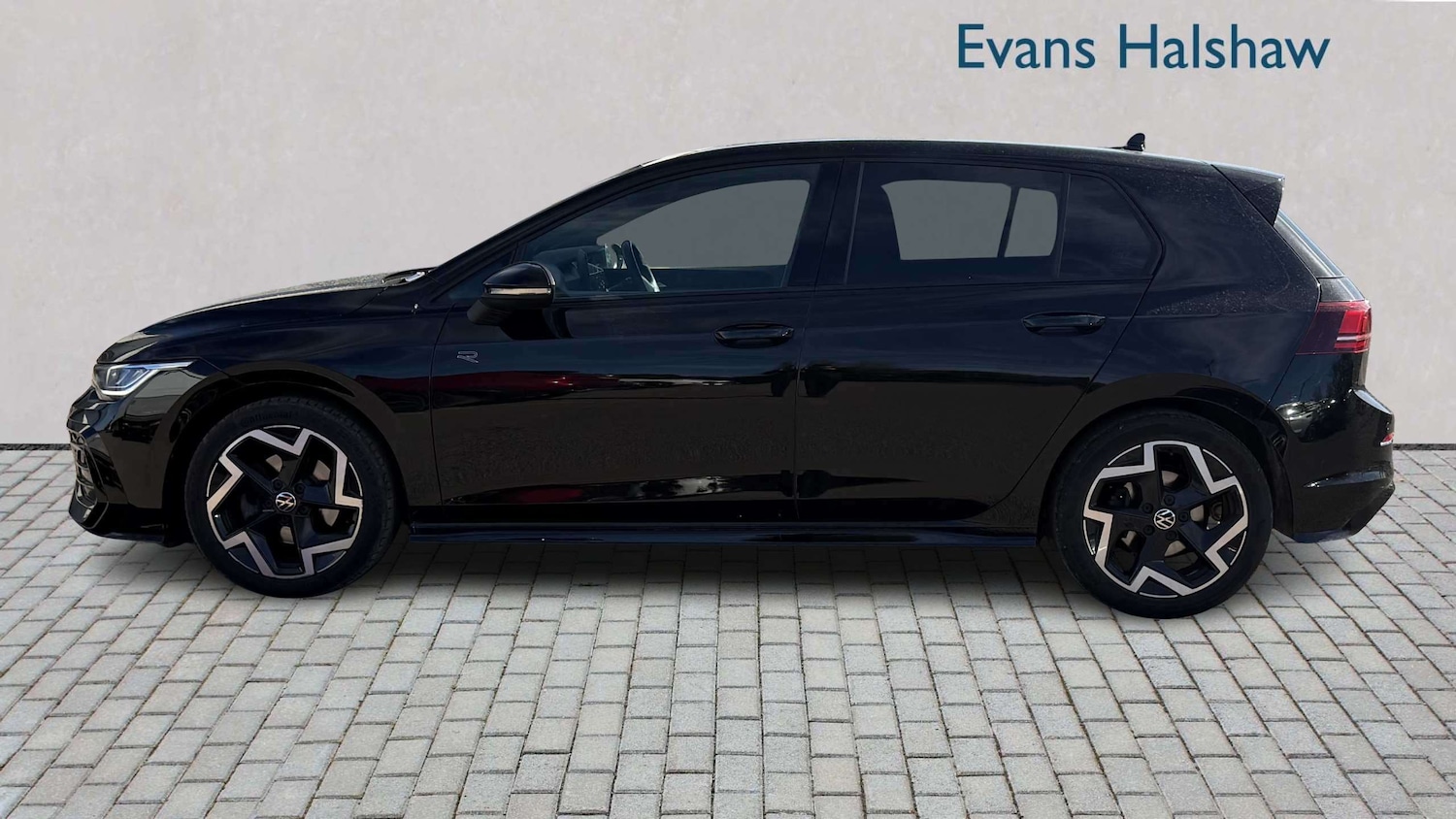 Used Volkswagen Golf 2025 for sale - 78149195: Photo 4