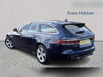 Used Jaguar XF 2018 for sale - 77860574: Photo