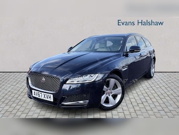 Used Jaguar XF 2018 for sale - 77860574: Photo