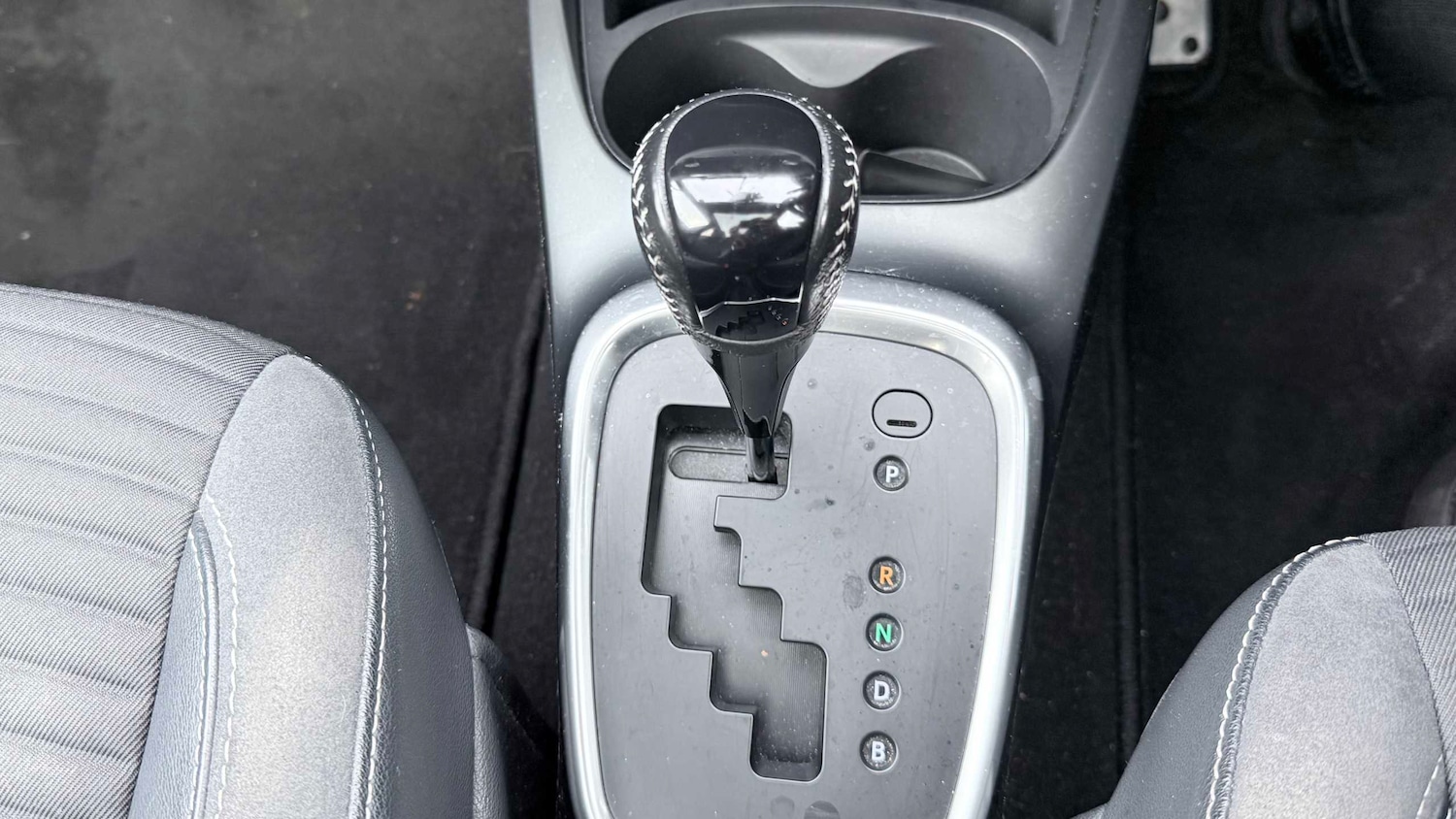 Used Toyota Yaris 2015 for sale - 78052020: Photo 19