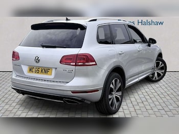 Used Volkswagen Touareg 2015 for sale - 79624767: Photo