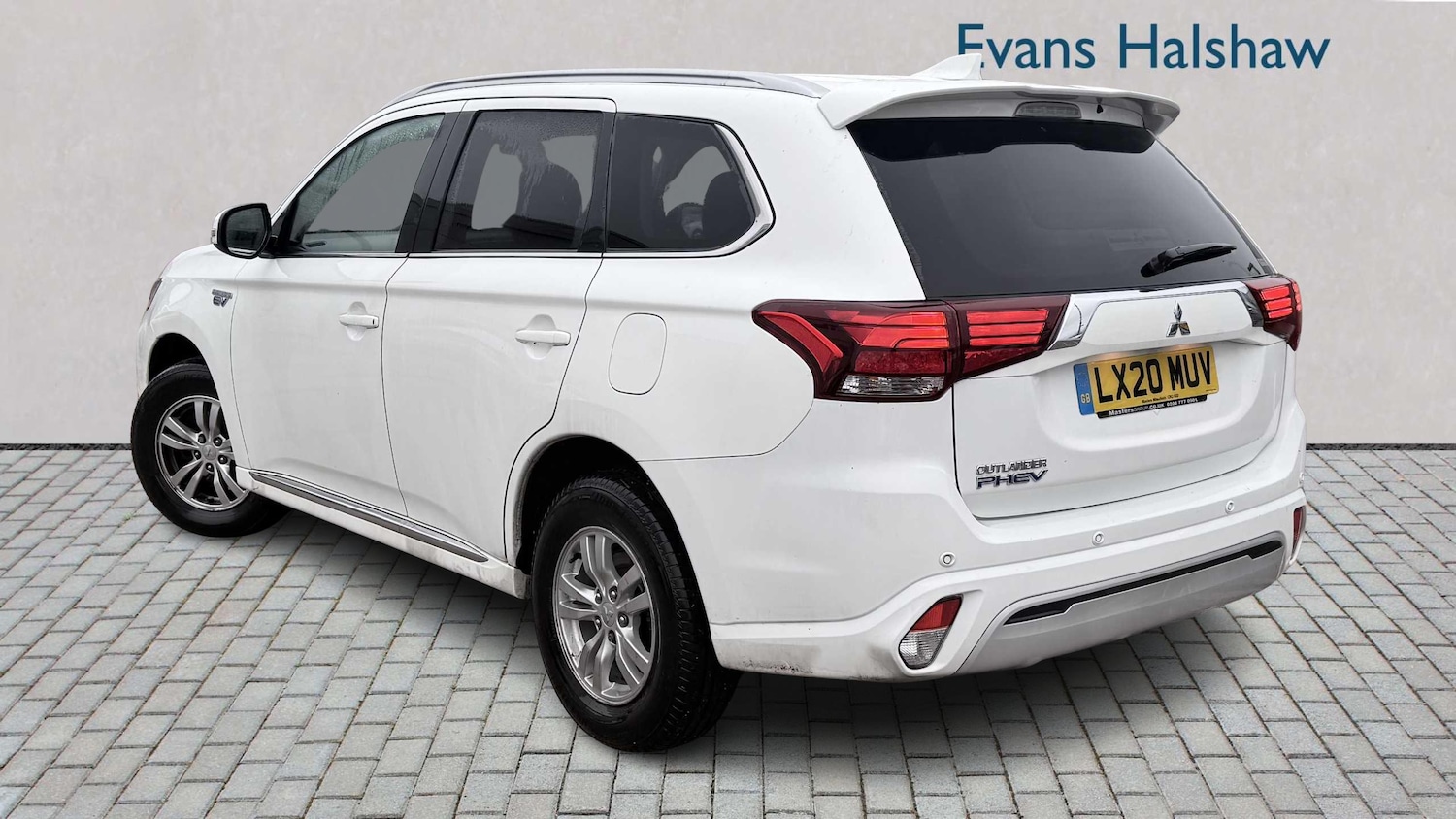 Used Mitsubishi Outlander 2020 for sale - 77856539: Photo 2