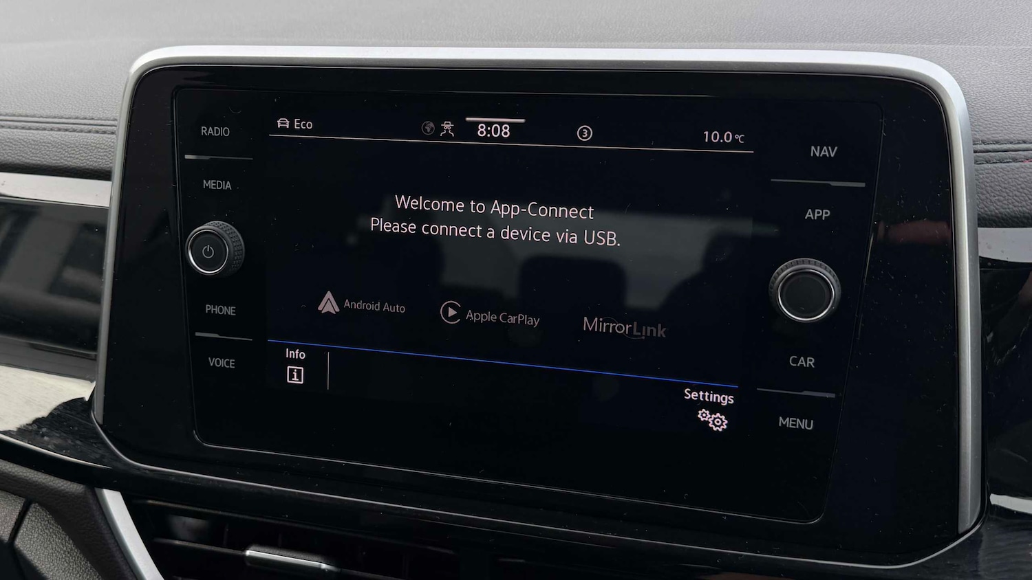 Used Volkswagen T-Roc 2023 for sale - 77886039: Photo 12