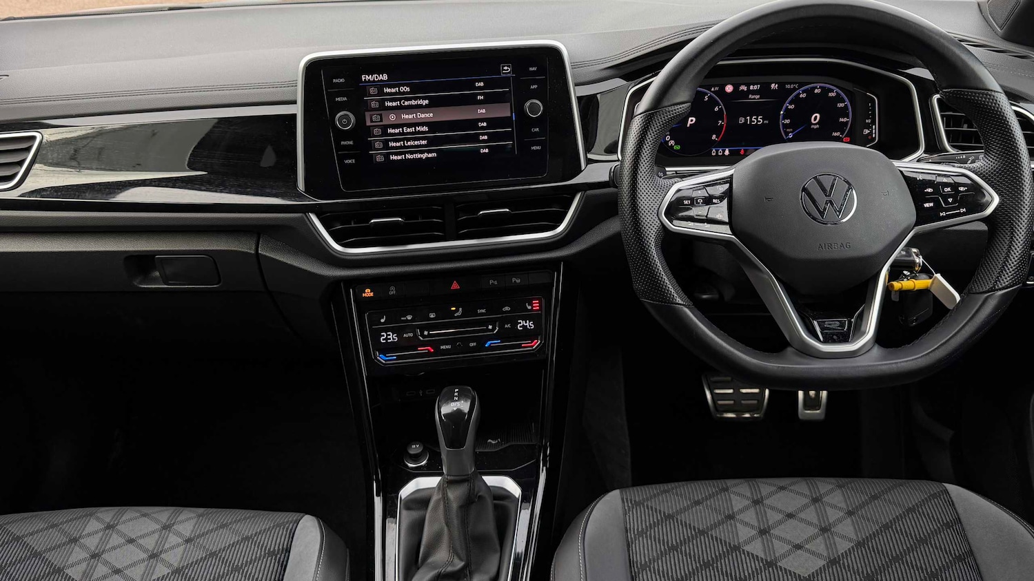 Used Volkswagen T-Roc 2023 for sale - 77886039: Photo 9