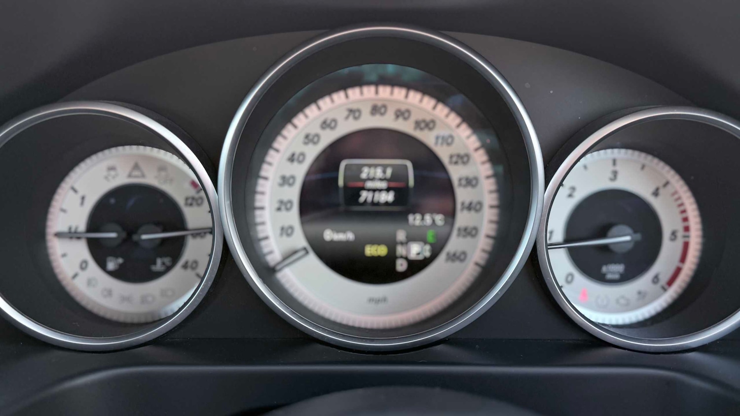 Used Mercedes-Benz E Class 2015 for sale - 77894371: Photo 10