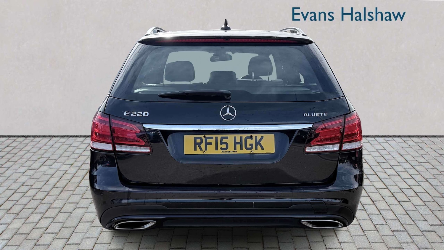 Used Mercedes-Benz E Class 2015 for sale - 77894371: Photo 7