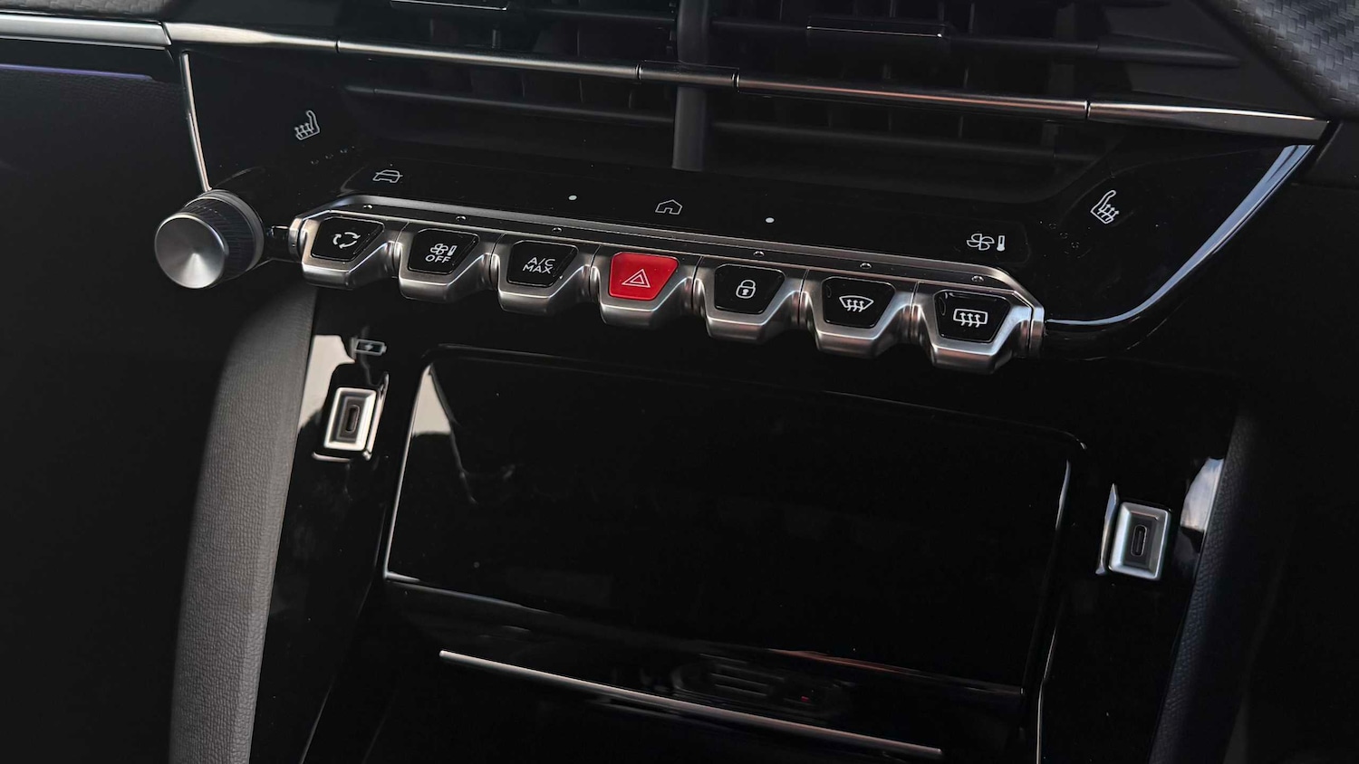 Used Peugeot 208 2025 for sale - 77886138: Photo 11