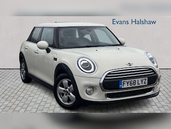 Used MINI Hatch 2018 for sale - 78052074: Photo