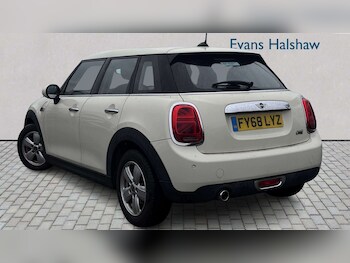 Used MINI Hatch 2018 for sale - 78052074: Photo