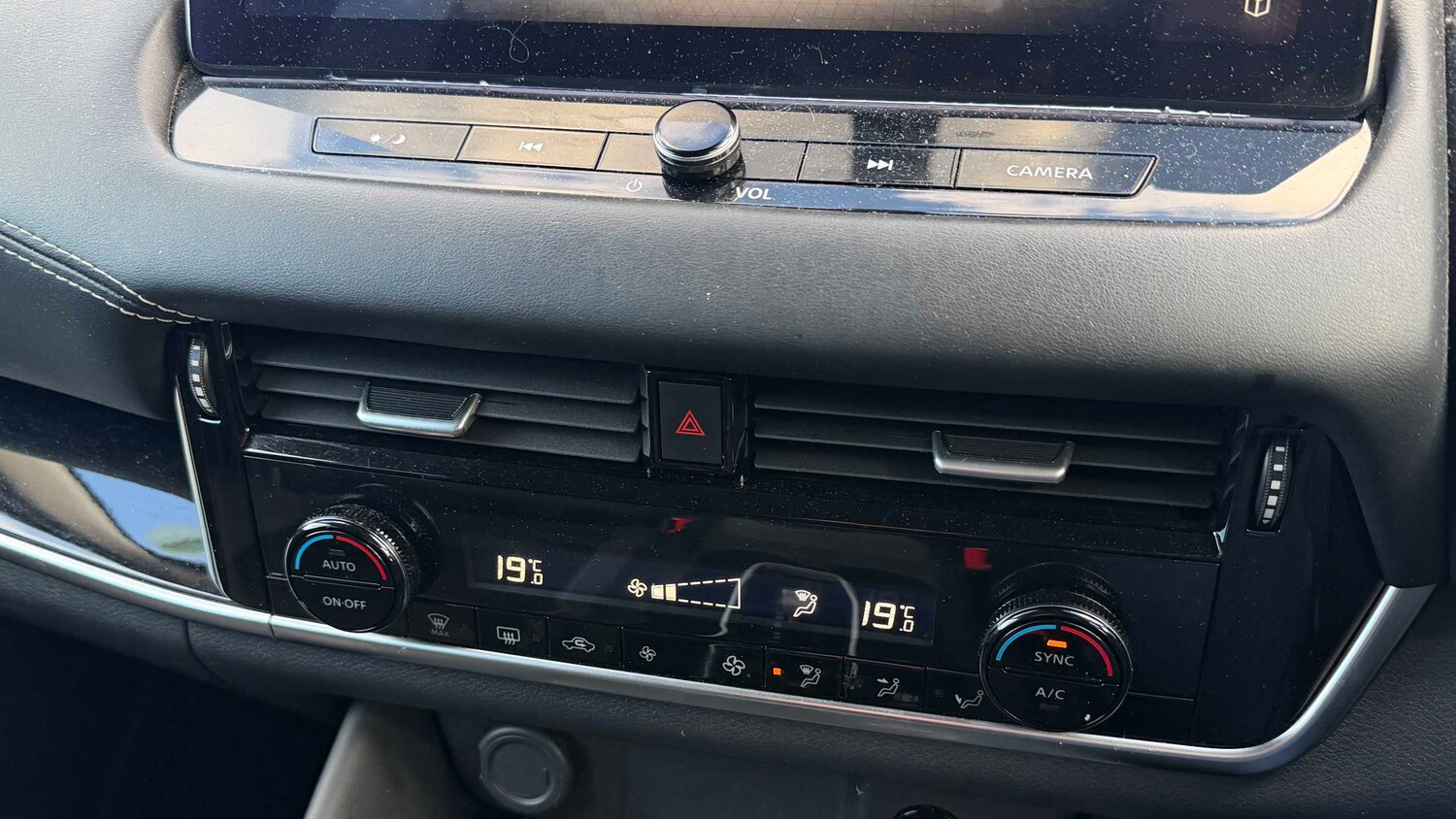 Used Nissan Qashqai for sale - 77857129: Photo 13