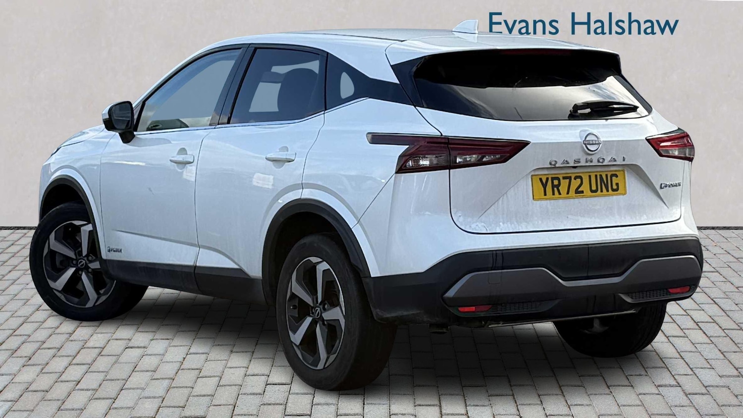 Used Nissan Qashqai for sale - 77857129: Photo 2