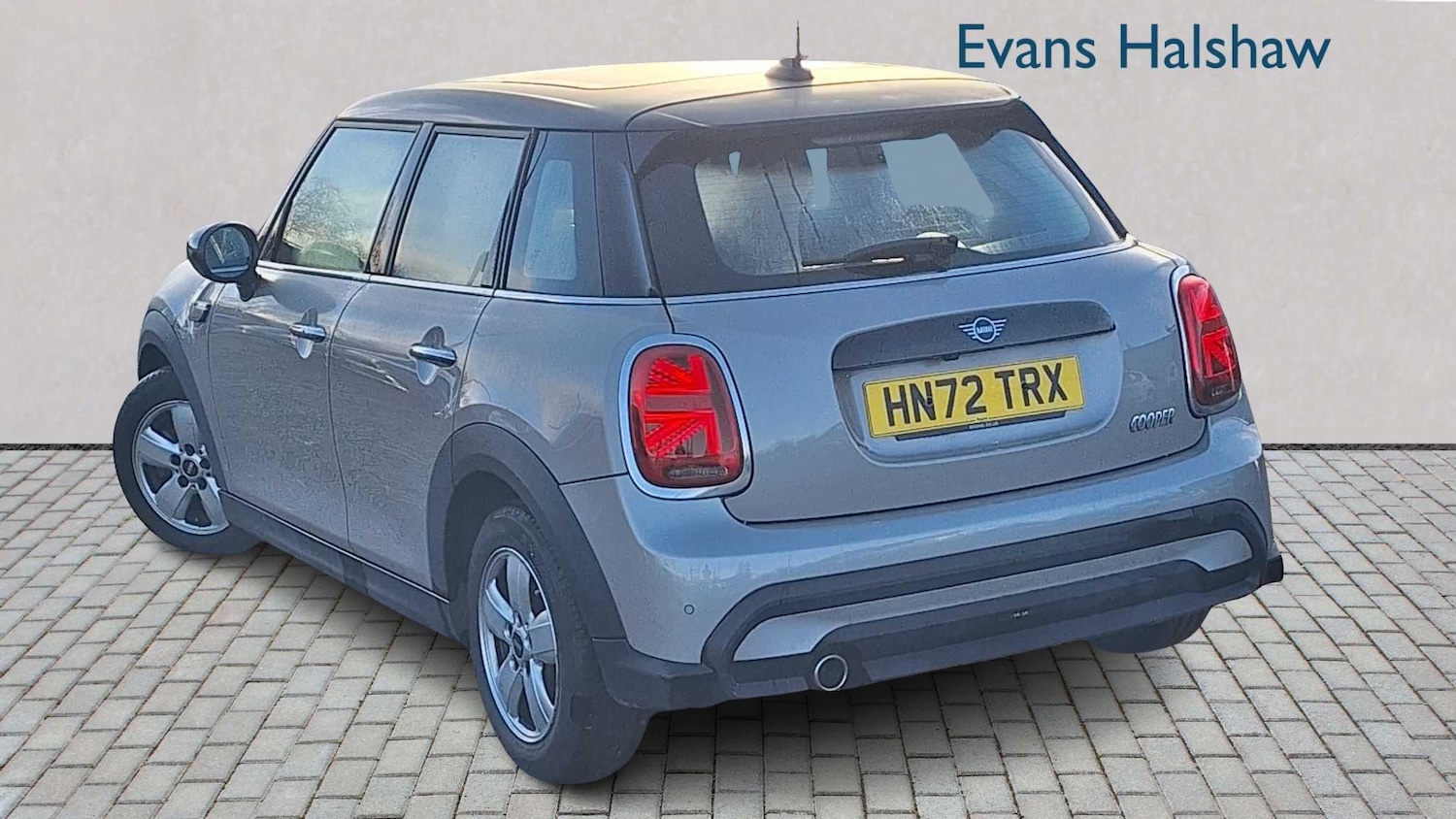 Used MINI Hatch 2022 for sale - 77859545: Photo 2