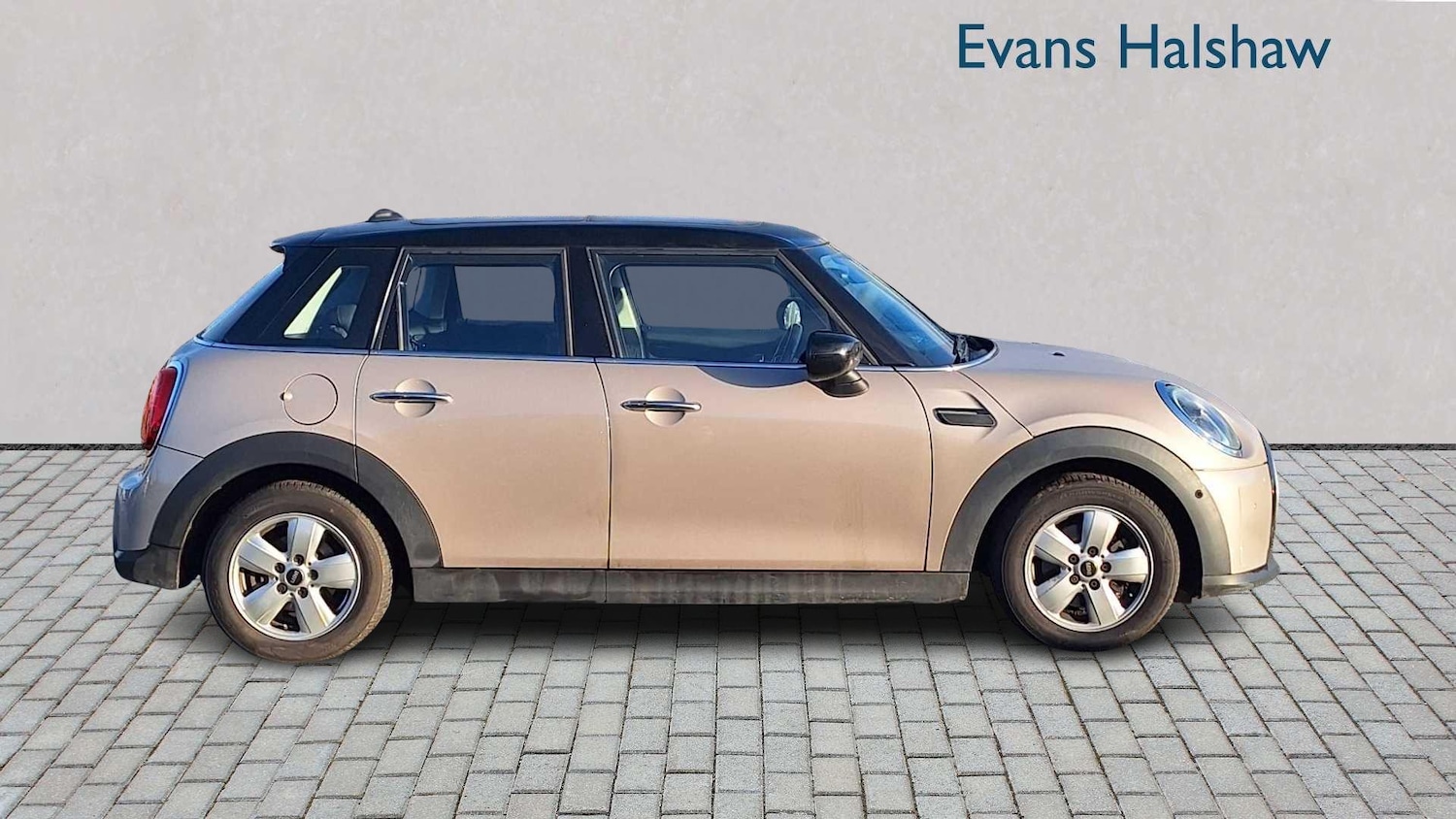 Used MINI Hatch 2022 for sale - 77859545: Photo 3