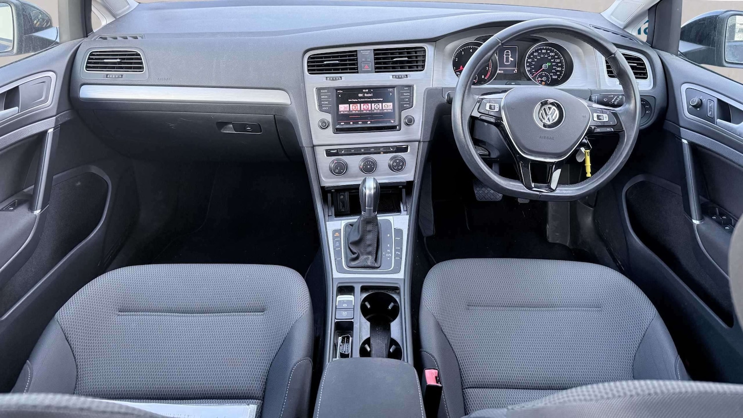 Used Volkswagen Golf 2016 for sale - 78037420: Photo 8