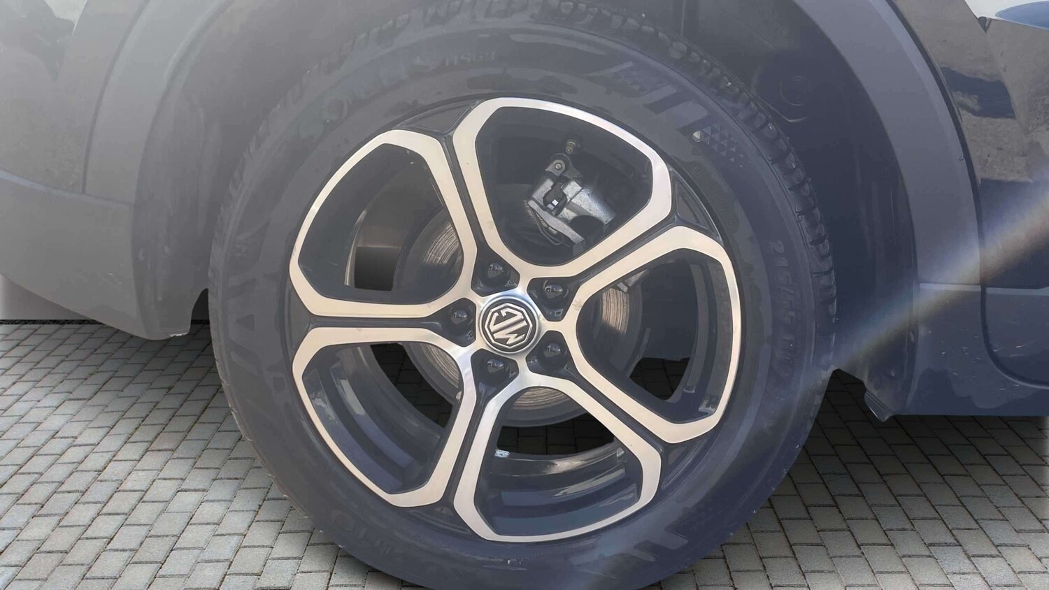 Used Jaguar E-Pace 2019 for sale - 77960843: Photo 7