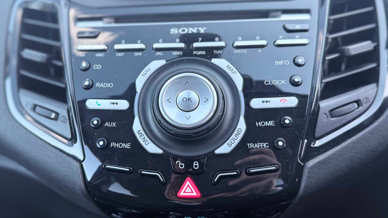 Used Ford Fiesta 2016 for sale - 78118883: Photo 13