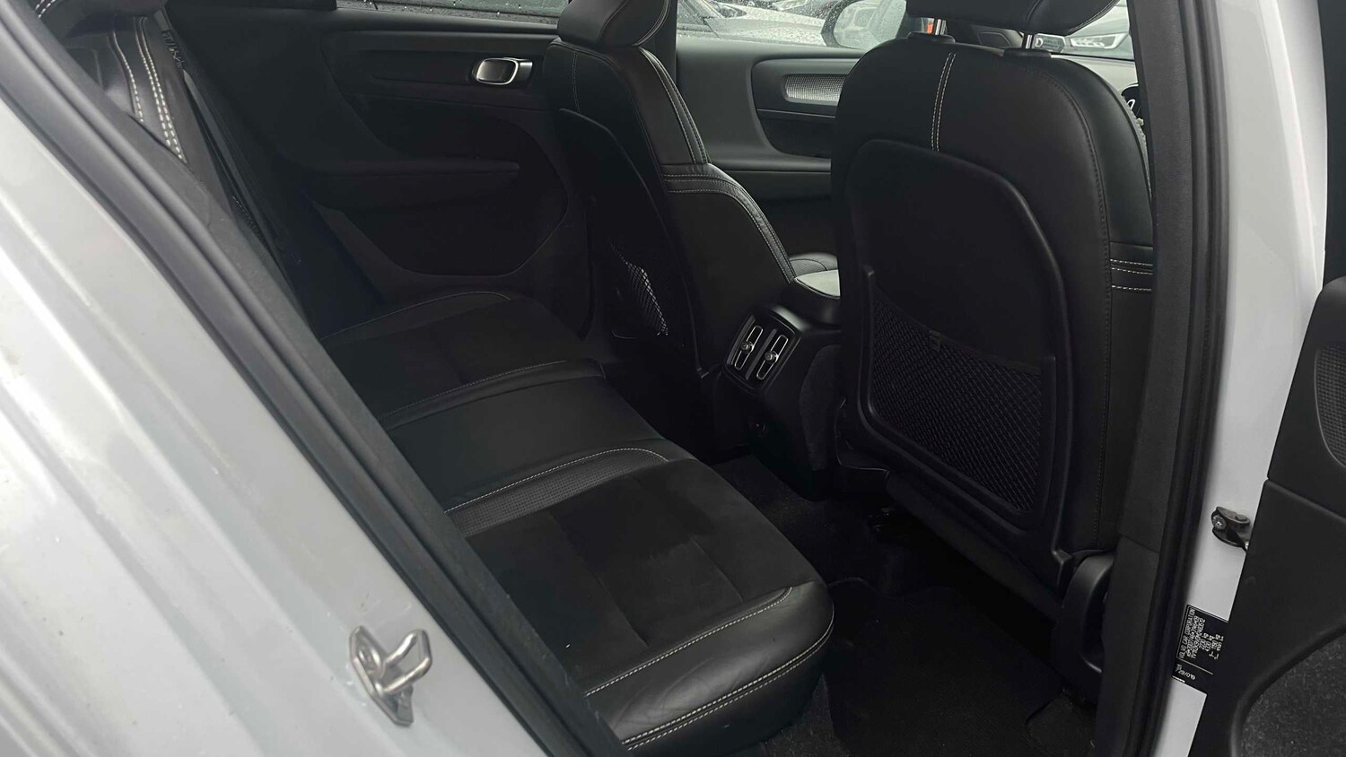 Used Volvo XC40 for sale - 77859829: Photo 14