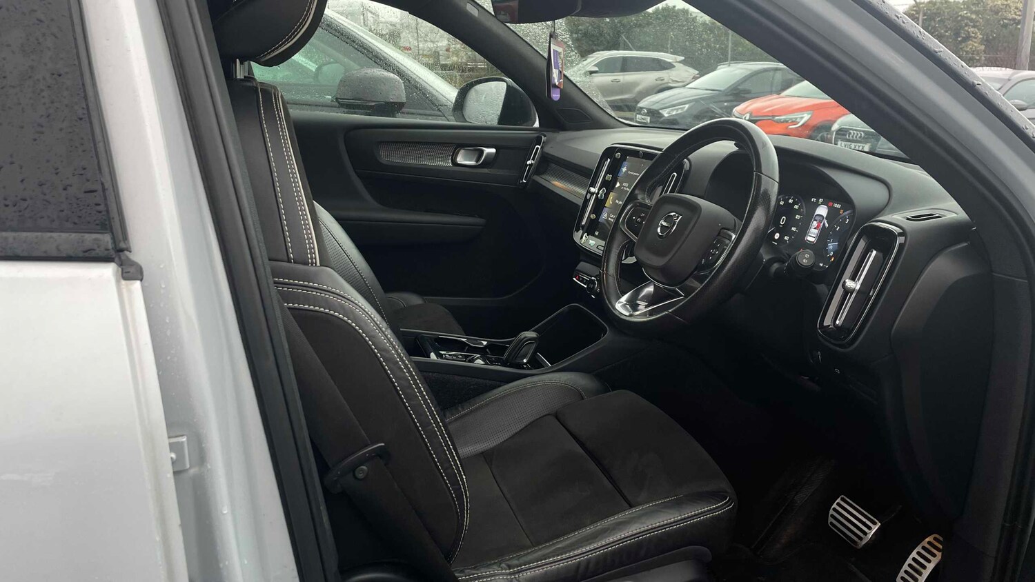 Used Volvo XC40 for sale - 77859829: Photo 7