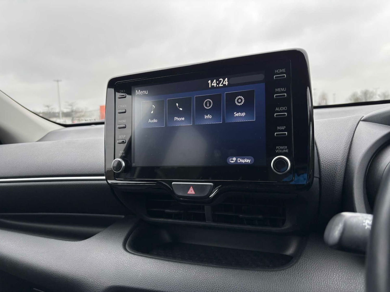 Used Toyota Yaris 2023 for sale - 78037391: Photo 14