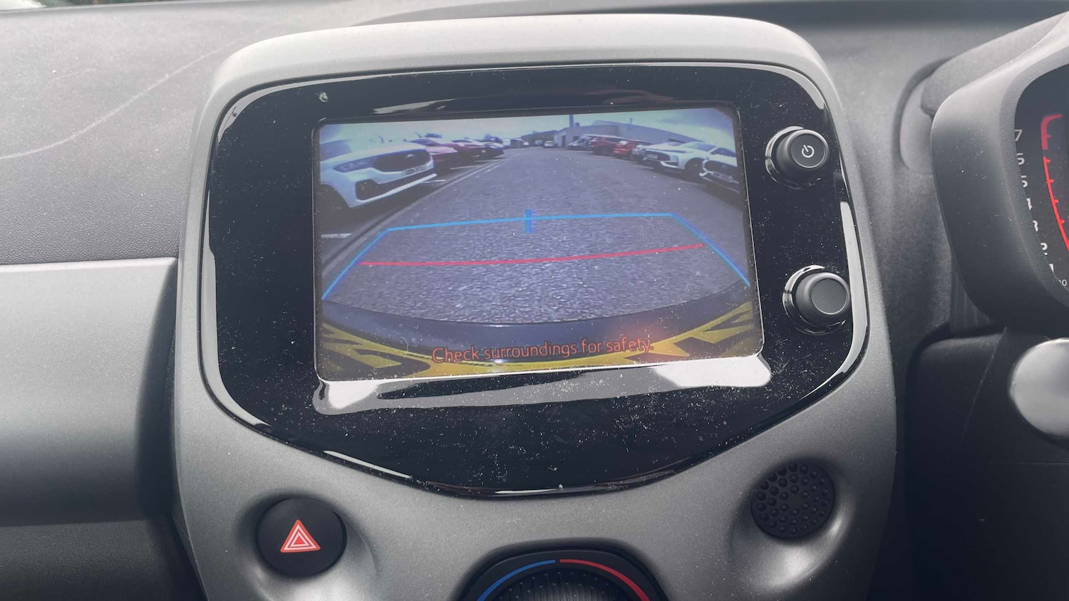 Used Toyota AYGO 2019 for sale - 78187941: Photo 11