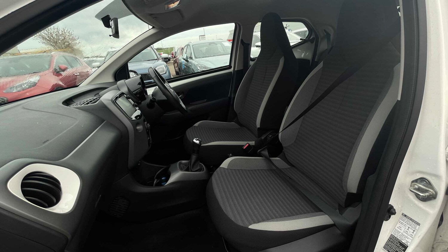 Used Toyota AYGO 2019 for sale - 78187941: Photo 13