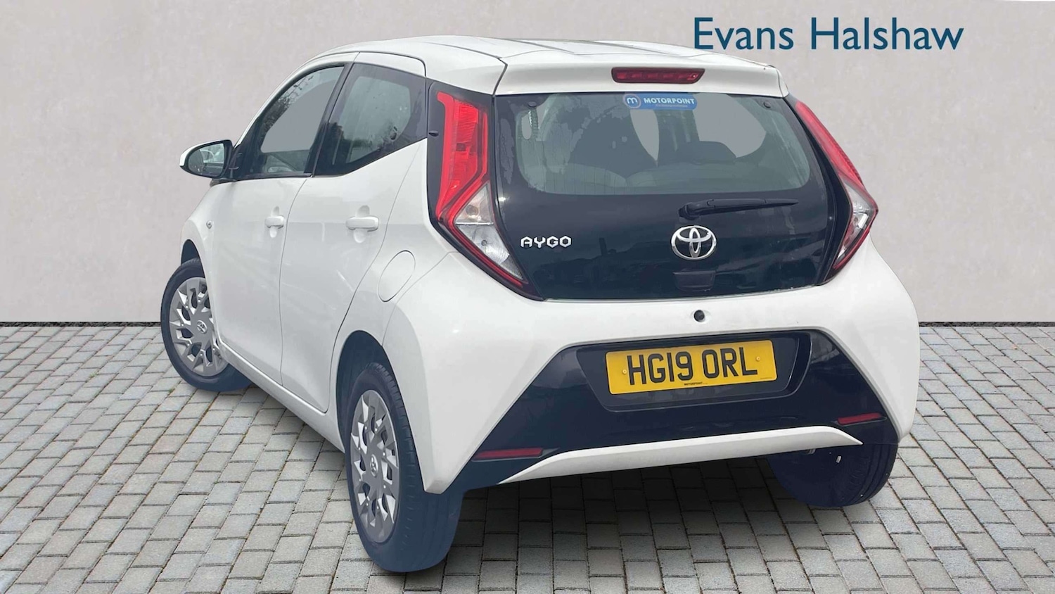 Used Toyota AYGO 2019 for sale - 78187941: Photo 2