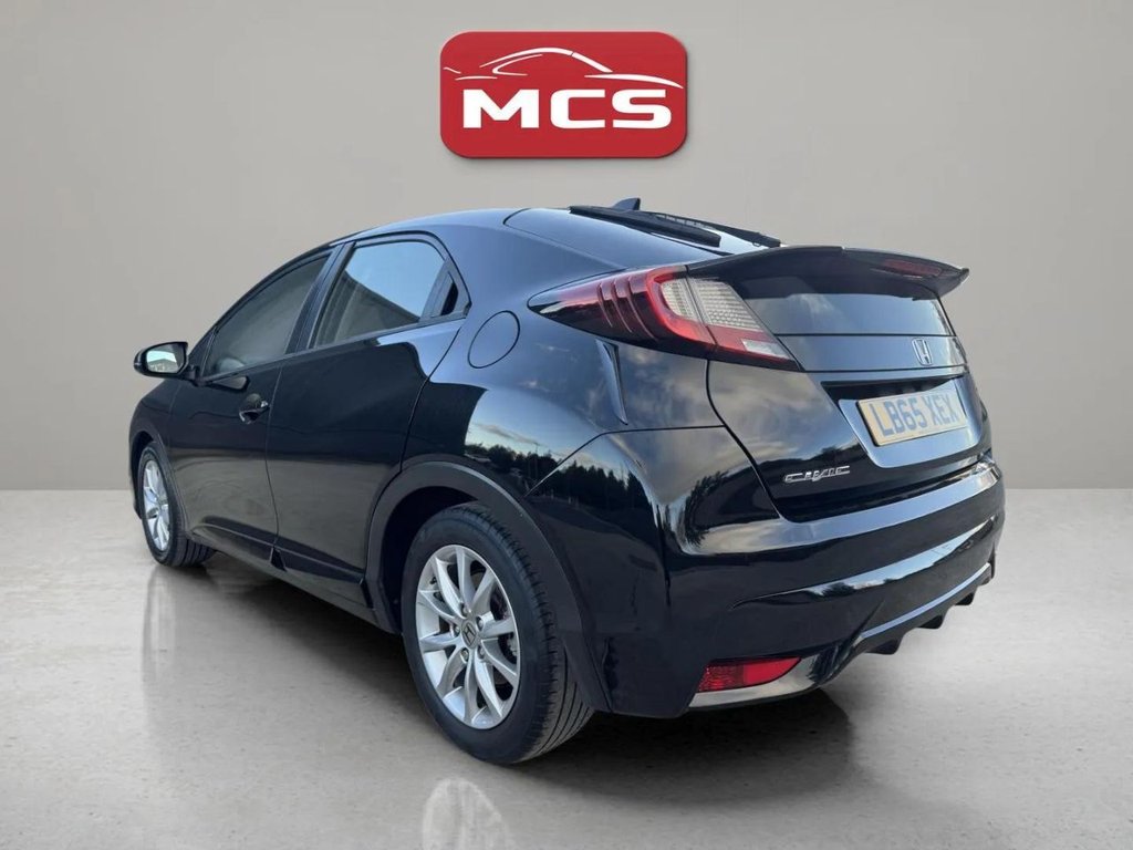 Used Honda Civic 2016 for sale - 76256445: Photo 5