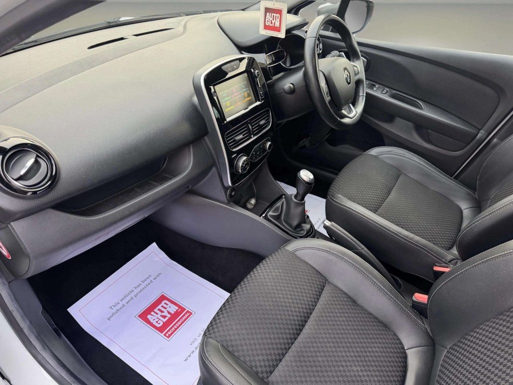 Used Renault Clio 2019 for sale - 76966277: Photo 28