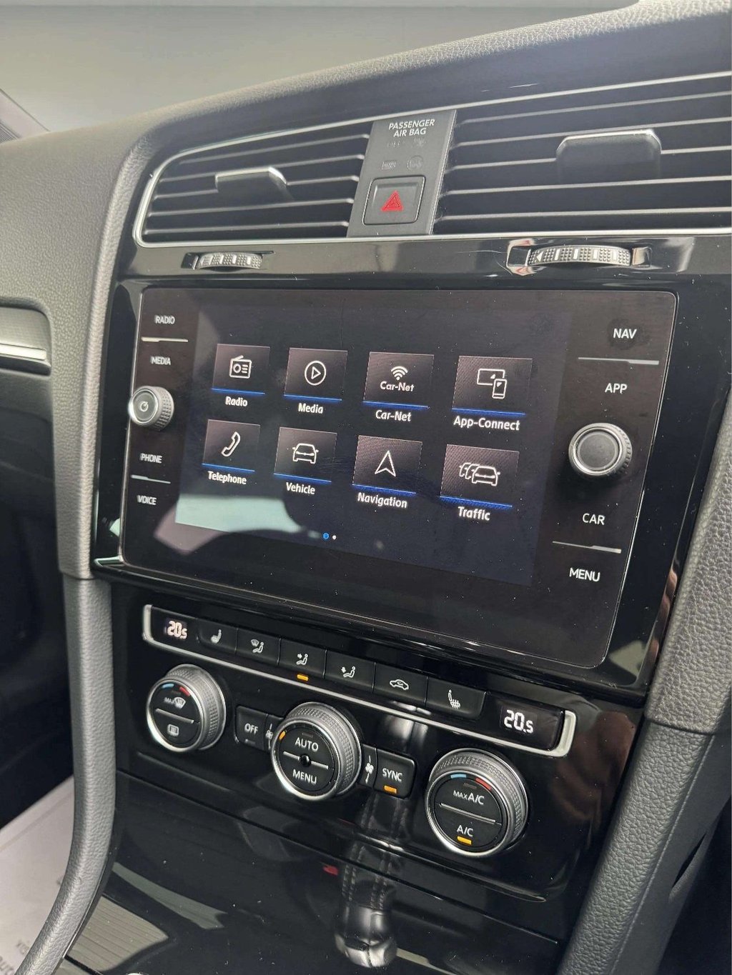 Used Volkswagen Golf 2019 for sale - 76105799: Photo 18