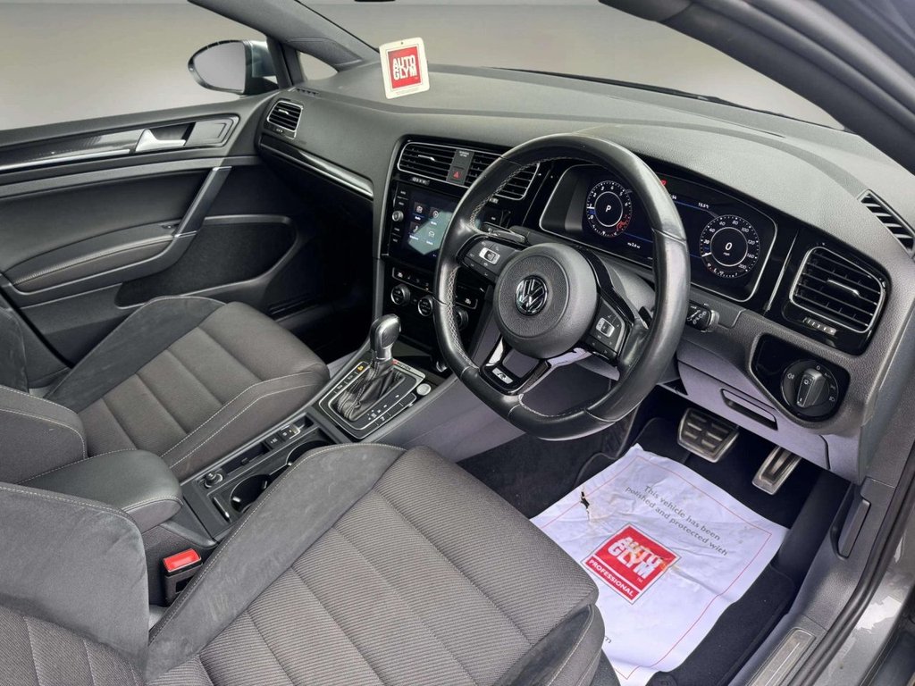 Used Volkswagen Golf 2019 for sale - 76105799: Photo 21