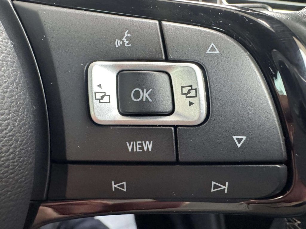 Used Volkswagen Golf 2019 for sale - 76105799: Photo 22