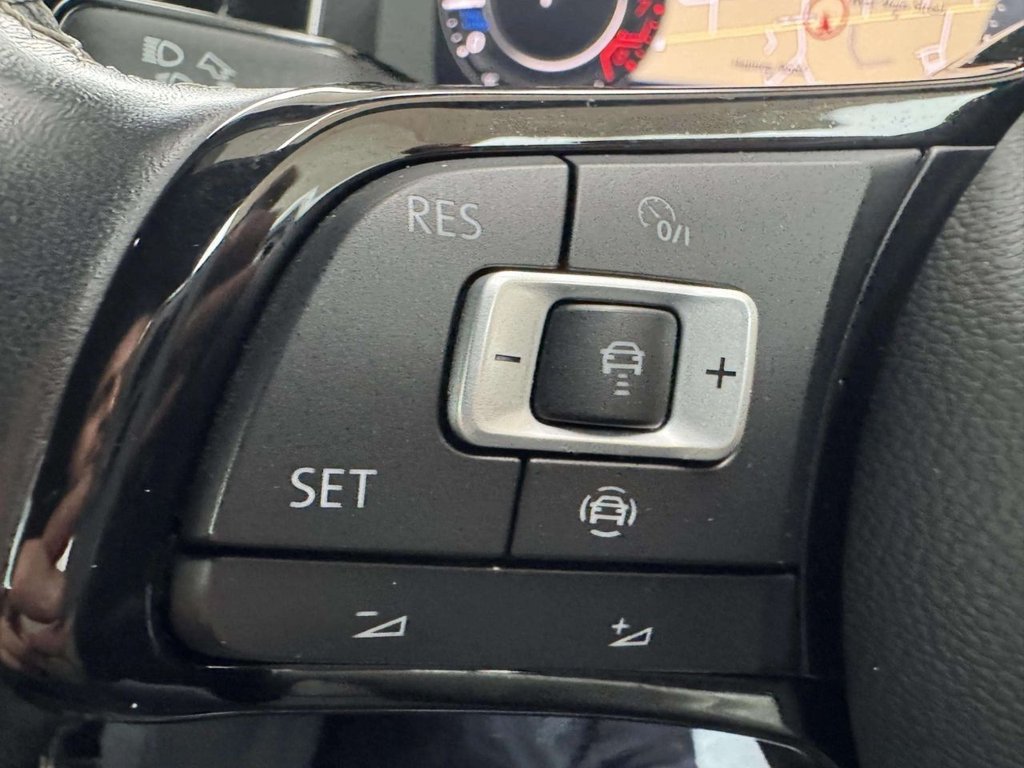 Used Volkswagen Golf 2019 for sale - 76105799: Photo 24